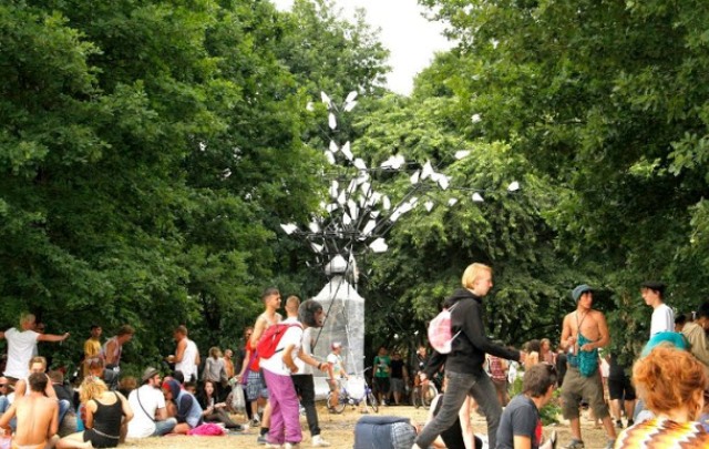 Crystal Tree during the day